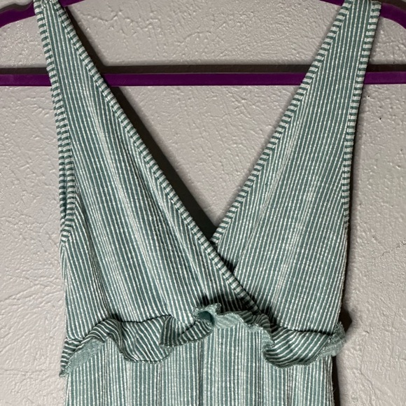 Caution to the wind green sleeveless dress size small - Picture 3 of 4